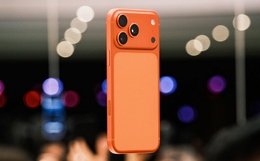 iPhone 17 Pro Max bị bán tháo hàng loạt, điều gì đang xảy ra?