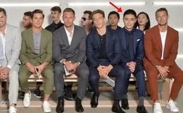 Từ tấm ảnh khiến fan cười bò của Hoắc Kiến Hoa ở show thời trang: Tư thế ngồi quyết định phong độ đàn ông ra sao?