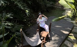 Mỹ nhân showbiz tái hôn với thiếu gia miền Tây: Sống trong nhà vườn rộng 12.000m², góc nào cũng chill hết nấc