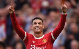 Ronaldo tỏa sáng rực rỡ trong ngày trở về, giúp Man United đè bẹp Newcastle để vươn lên ngôi đầu Ngoại hạng Anh