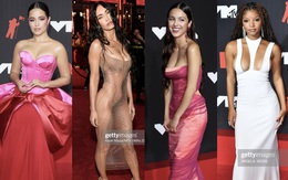 Siêu thảm đỏ VMAs 2021: Olivia Rodrigo ngực khủng đè bẹp Camila Cabello “dừ chát”, Megan Fox mặc như không dẫn đầu dàn mỹ nhân phô da thịt