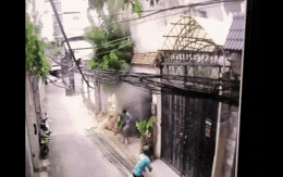 Camera an ninh ghi khoảnh khắc sập căn nhà 4 tầng ở TPHCM, 7 người mắc kẹt