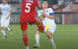 Cập nhật U23 Indonesia - U23 Uzbekistan: Đội trưởng U23 Indonesia nhận thẻ đỏ sau cú đạp "kinh hoàng"