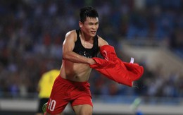 HLV Kim Sang-sik khởi đầu hoàn hảo, tuyển Việt Nam hạ gục Philippines bằng bàn thắng ở phút 90+5