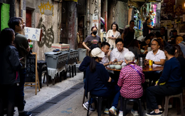 Bán cafe, quán ăn bây giờ: “Cần ngon, không cần sang hay đẹp, sinh viên mới đi làm không thể trả tiền thì coi như xong, không có cửa sống sót”