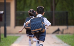 Cúm A bùng phát, đây là 4 thứ không thể thiếu trong balo của trẻ: Cha mẹ LƯU Ý!