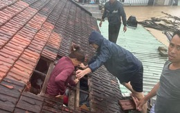 Thủ tướng: Tuyệt đối không để người dân trên nóc nhà kêu cứu mà không được cứu kịp thời