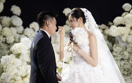 "Chào em, vợ yêu xinh đẹp của anh" - Trọn vẹn lời thề nguyện của Viết Vương dành cho Đỗ Hà