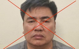 Xin bỏ qua vi phạm không được, tài xế đẩy CSGT vào đầu xe tải