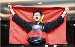 Võ sĩ Thái Lan chơi xấu, VĐV Việt Nam vẫn hiên ngang giành HCV SEA Games, nói luôn: "Không có chuyên môn còn đánh xấu"