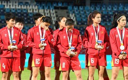 Đội tuyển nữ Việt Nam đã khóc rồi!