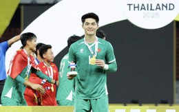 Thủ môn U22 Việt Nam Trần Trung Kiên gây sốt ở Thái Lan, được bình chọn đẹp trai nhất SEA Games