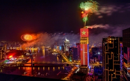 Pháo hoa rực sáng bầu trời, chào 2026!