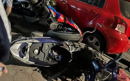 Vụ tai nạn liên hoàn ở Hà Nội: Nạn nhân kể lại giây phút bị ô tô tông trúng, tỉnh dậy đã ở trong viện