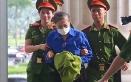 Cựu bí thư tỉnh ủy Hoàng Thị Thúy Lan cùng các bị cáo đến tòa bằng xe đặc chủng và xe 29 chỗ