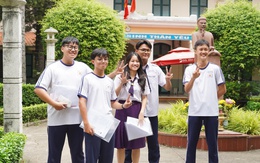 Thi tốt nghiệp THPT buổi 1: Đề Văn vừa sức, sĩ tử hào hứng vì phần nghị luận quá hay!
