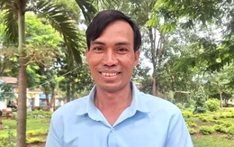 Trưởng thôn đi thi tốt nghiệp: Có bằng để dân tin, vợ khỏi la