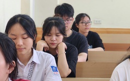 Giáo viên "toát mồ hôi" với đề tiếng Anh tốt nghiệp, 7.0 IELTS cũng chịu thua