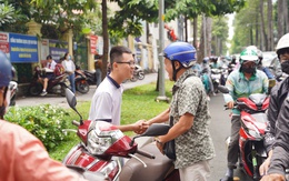 Thi vào lớp 10 TP.HCM: Bắt đầu giờ làm bài môn Ngoại ngữ, liệu có "mưa" điểm 10?