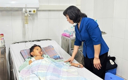 Quảng Ninh nhận đỡ đầu trẻ mồ côi vụ đắm tàu du lịch ở Hạ Long