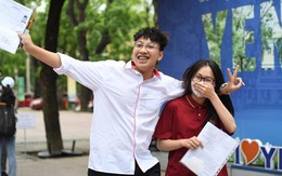 NÓNG: Hơn 150 trường công bố điểm sàn 2025, cao nhất 50 điểm!