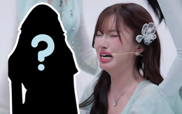 Drama mới ở Em Xinh: Bích Phương nghi khóc cạn nước mắt vì bị đàn em lập nhóm nói xấu, 1 người đáp trả căng
