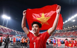 Đang viral: Đình Bắc - ngôi sao U23 Việt Nam lên hot search ở Trung Quốc, netizen xứ tỷ dân nói gì?