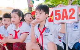 Cậu bé lớp 5 ở Hà Nội học 3 trường một lúc, quãng đường di chuyển có ngày lên đến 48km