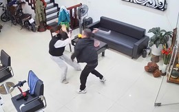 Chồng vào quán cắt tóc truy sát vợ con ở Bắc Ninh