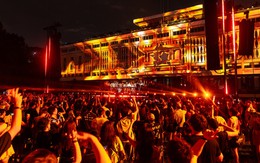 Trực tiếp từ điểm dừng duy nhất ở Đông Nam Á của NEWORLD: "Trùm cuối" ARGY tung skill cực khét, hàng nghìn raver "bung chất riêng" cùng bia Tuborg