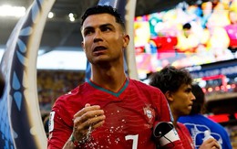 Án phạt dành cho Ronaldo