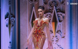 Bán kết Miss Grand International: Emoura Phạm đẹp phát sáng, fan Việt thở phào với váy dạ hội đổi đúng phút chót