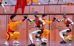 Robot Trung Quốc gây sốt đêm Giao thừa: Công ty nào sản xuất, giá bao nhiêu?