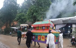 Thảm kịch chìm tàu trên hồ Thác Bà: Bốn gia đình một nỗi tang thương