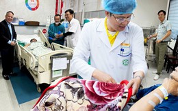 Điều dưỡng trưởng Trung tâm cấp cứu A9, Bệnh viện Bạch Mai: 21 năm đi làm thì 16 năm trực đêm giao thừa nhưng "mình chưa bao giờ hối hận"