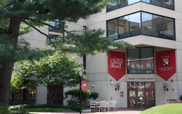 Tất tần tật về chương trình thạc sĩ Havard đang hot: Tỉ lệ được nhận cao gấp 6 lần bậc cử nhân, chi phí lên đến 2,7 tỷ/năm học