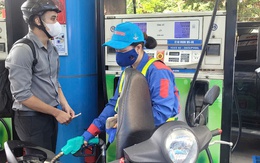 Giá xăng RON95-III tăng hơn 4.100 đồng/lít, dầu diesel tăng hơn 5.300 đồng/lít