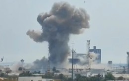 Lao động Việt ở Dubai: 'Tên lửa nổ như bắp rang trên trời'