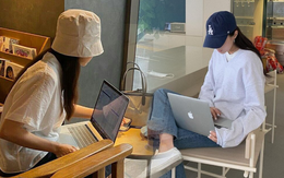 "Ai mà biết lúc nào bị đuổi" - thời thế thay đổi, dân văn phòng quyết "chân trong chân ngoài", làm từ sáng đến đêm tìm đường lui cho mình