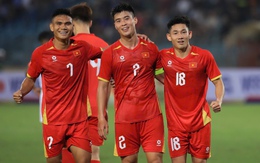 Đội tuyển Việt Nam có "Son" lại còn "Hên", thắng dễ 3-0 Bangladesh dịp FIFA Days