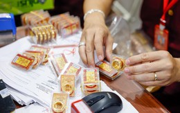 Giá vàng Việt Nam cao hơn thế giới gần 30 triệu đồng/lượng