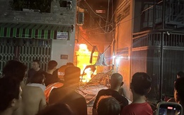 Cháy nhà trọ ở TP.HCM, 7 người thương vong