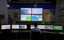 NÓNG: Động đất 7,8 độ richter ngoài khơi Indonesia, cảnh báo sóng thần ở hàng loạt nước