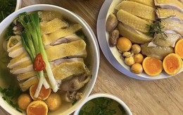 Ăn 2 bát phở, 1 đĩa gà và cốc nước cam hết 900.000 đồng ở Hà Nội, khách đăng lên mạng: Chủ quán nói lý do