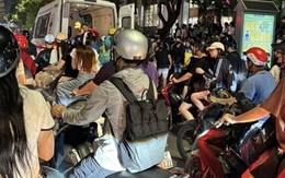 Nữ tài xế xe công nghệ bị hành hung trên đường Xuân Thuỷ, chảy nhiều máu, gục tại chỗ