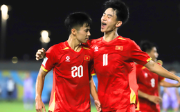 BXH U17 châu Á mới nhất: Việt Nam tụt xuống thứ 2, cục diện bảng C "căng như dây đàn", chưa đội nào chắc suất đi World Cup