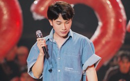 Trúc Nhân thông báo tin buồn