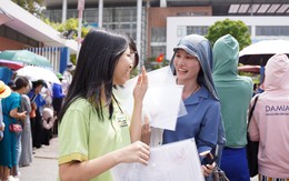 Hết giờ làm bài môn Văn thi vào lớp 10 Hà Nội: Đề "nhiều thứ để nói", thí sinh phấn khởi!