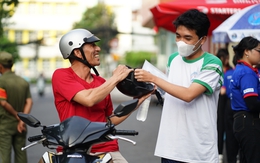 Hơn 1,2 triệu sĩ tử bước vào môn thi đầu tiên của kỳ thi tốt nghiệp THPT 2026
