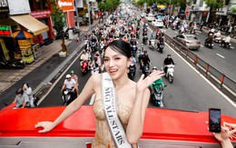 Sở Văn hóa và Thể thao TP.HCM lên tiếng về vụ Hương Giang diễu hành trên xe buýt 2 tầng